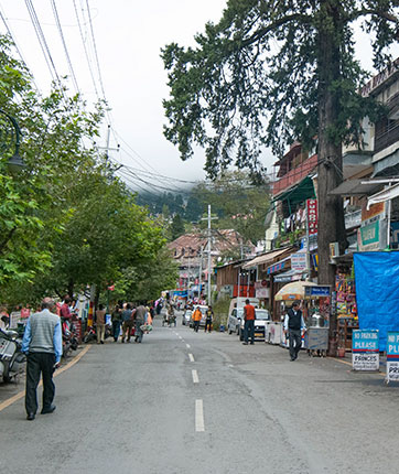Mall Road, Nainital